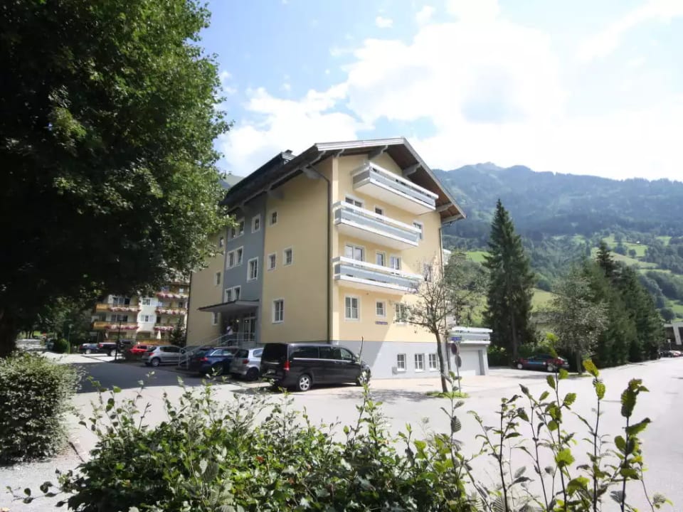 Stefanie Top 6 - Bad Hofgastein