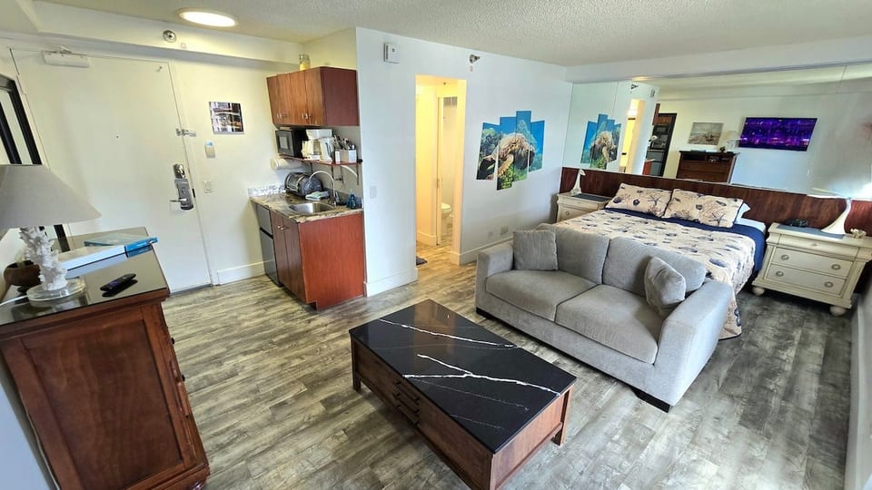 Wonderful, Updated, Waikiki Condo at Aloha Surf! image 4