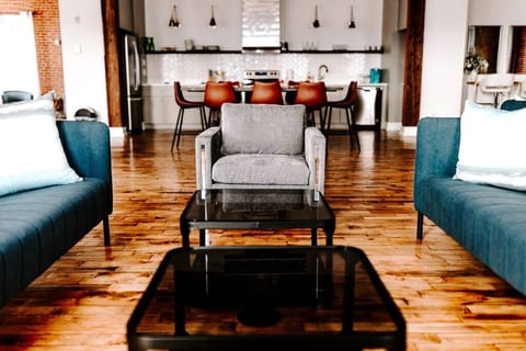Champagne Loft in Historic Millwork District