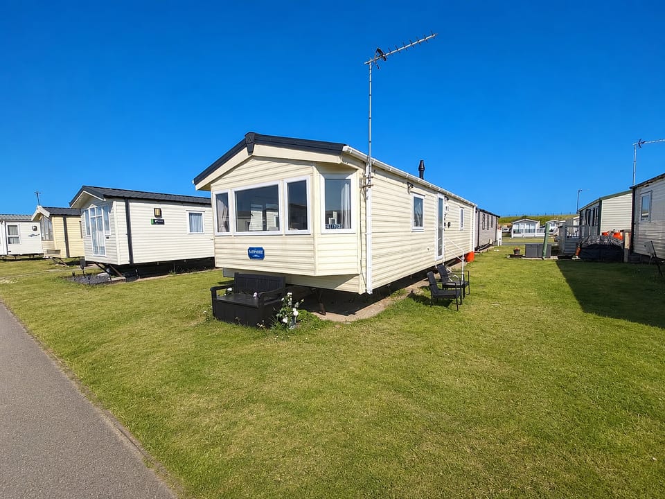The Retreat at Lido Beach - Prestatyn