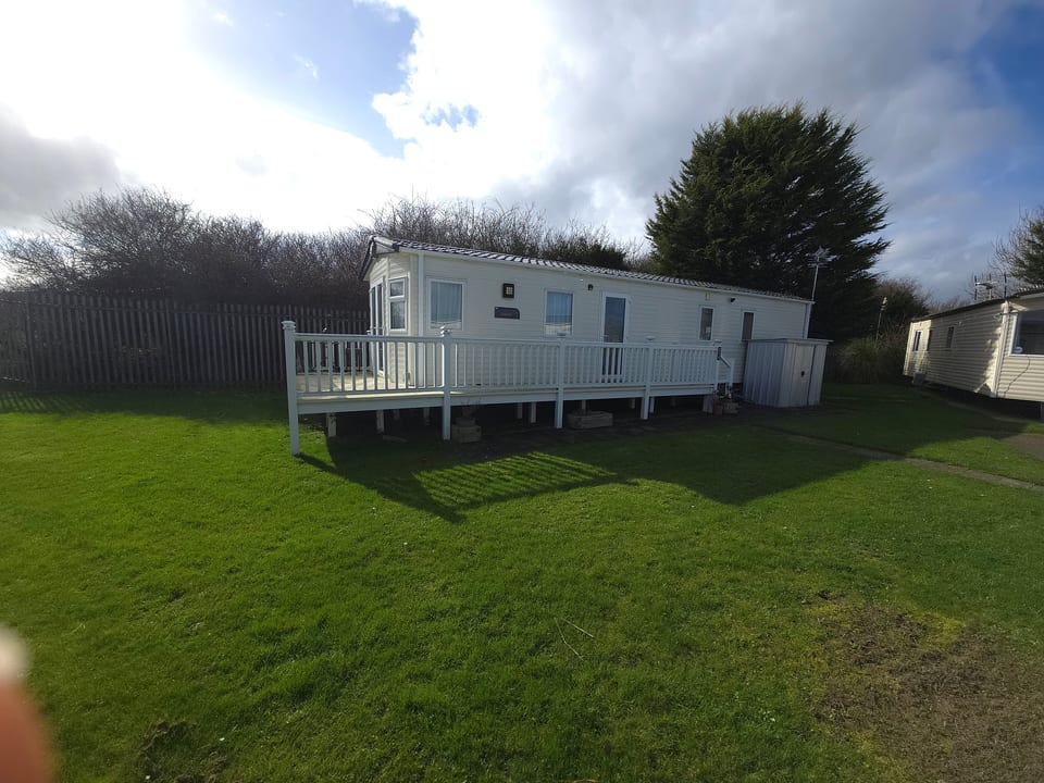 The Retreat Oakley - Marine Holiday Park Rhyl - Rhyl