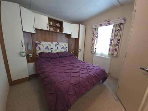 The Retreat Empress | Pet-Friendly | Prestatyn