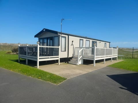 Golden Sands Towyn Pet-Friendly - Retreat Atlantic