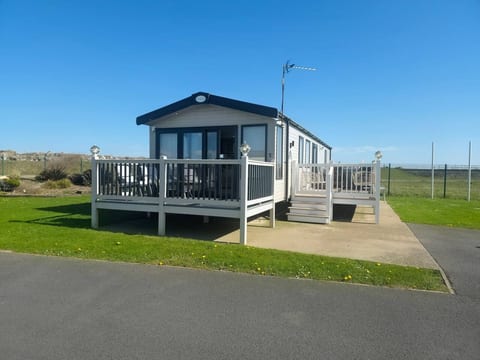 Golden Sands Towyn Pet-Friendly - Retreat Atlantic