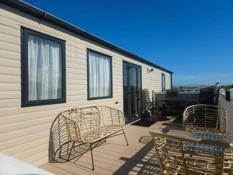 Golden Sands Towyn Pet-Friendly - Retreat Atlantic