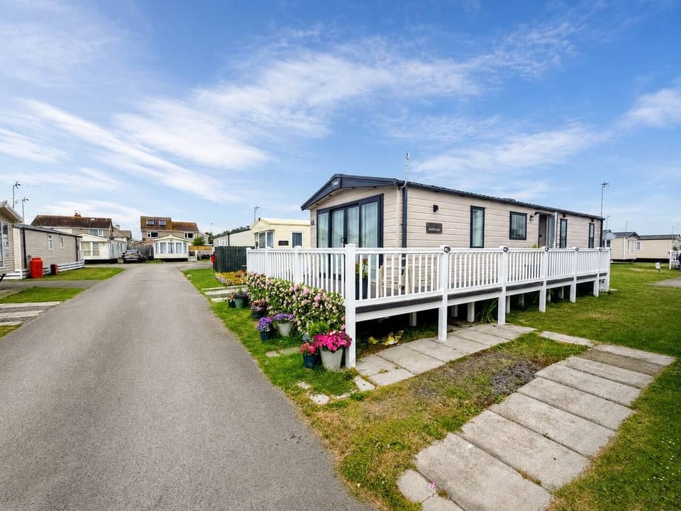 The Retreat Ambleside - Pet Friendly - Prestatyn - Prestatyn