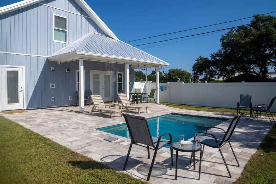 Sand Dollar Home w/Pool is a 5 minute walk to the Gulf of Mexico