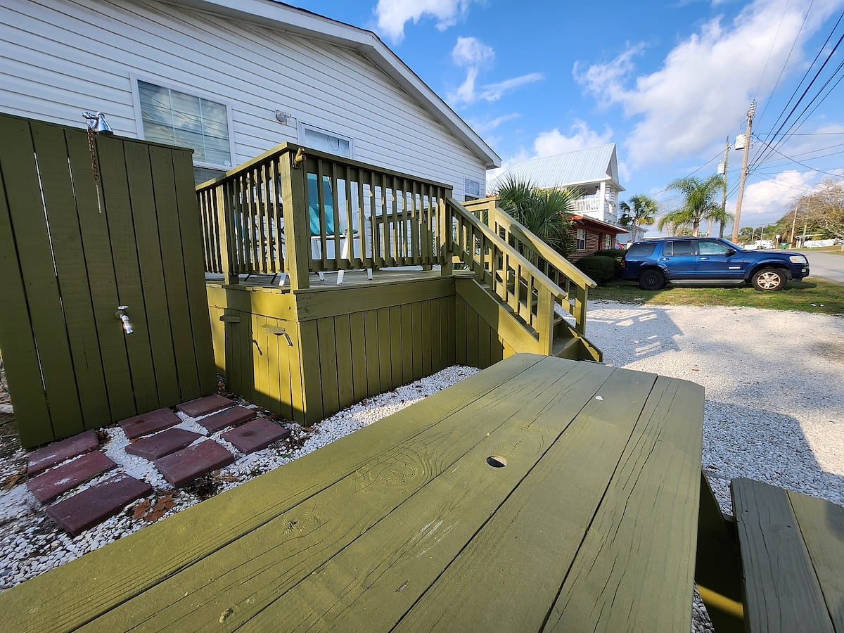 Outside Picnic Table - Surfboard Shower - Charcoal Grill - Wooden deck w/chairs