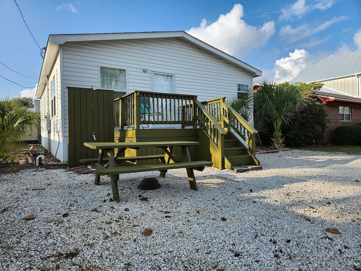 Coastal Breeze Perfect Family Getaway/ Sleep 9