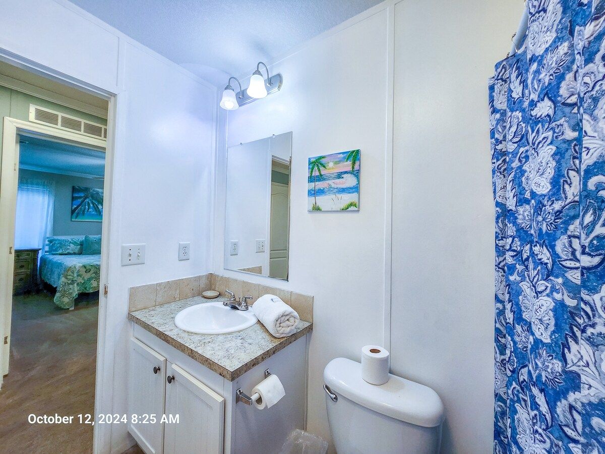 #2 Full Bathroom with Bathroom Amenities - Starter Kit with tub-shower combo, toilet, sink, bath towels wash cloths, & hand towels