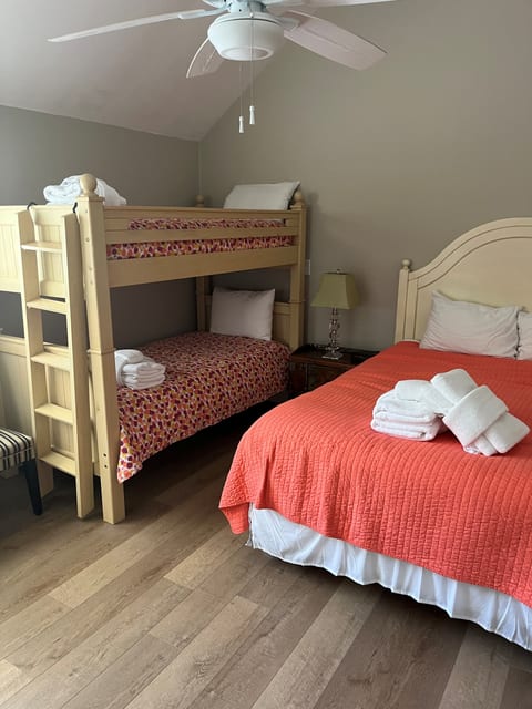 Beautiful, pet friendly 3 bedroom villa