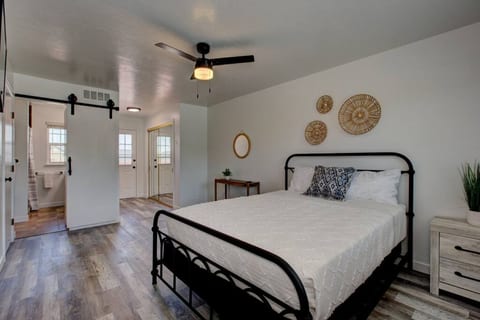 Bedroom 1: Queen bed