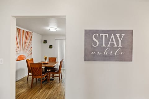 Dining area for 4