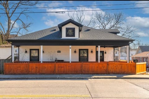 Remodeled home waiting for you!