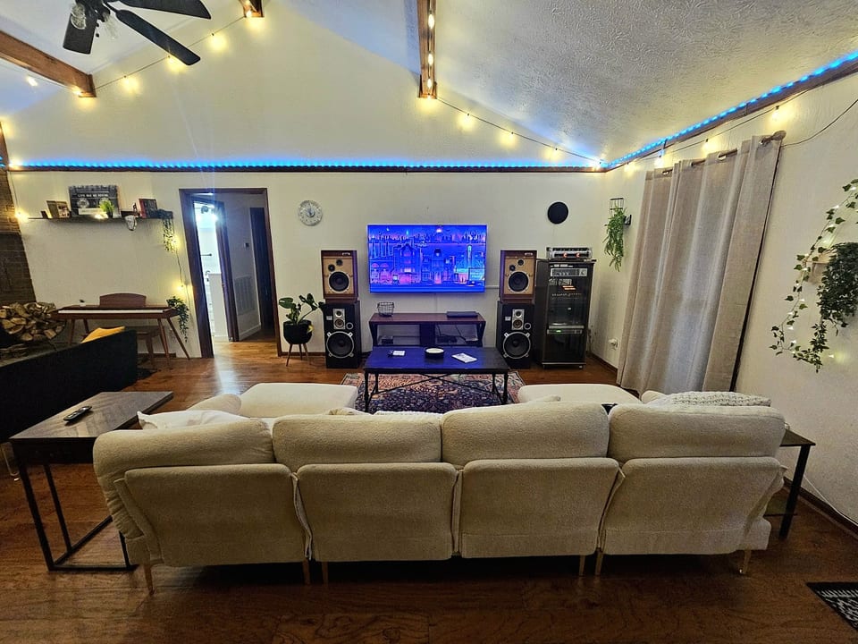 Cozy sectional seating & entertainment setup