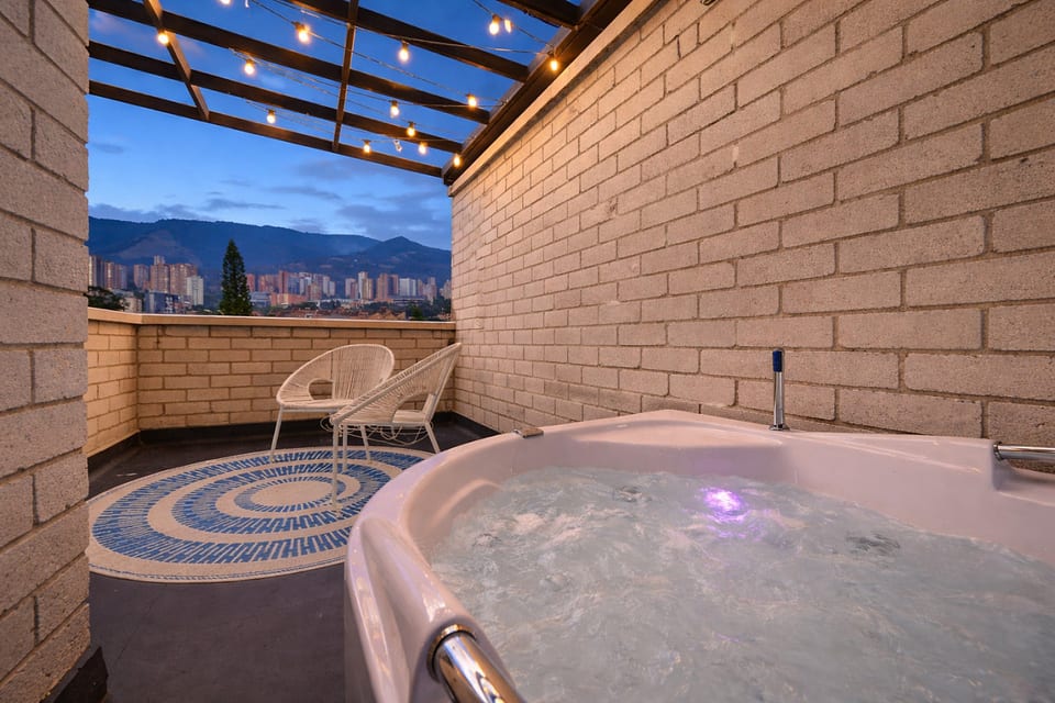 Poblado de Alejandría - 1201 - Medellin