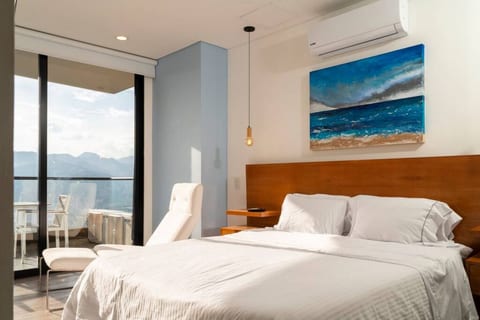 Class Suites - 1403
