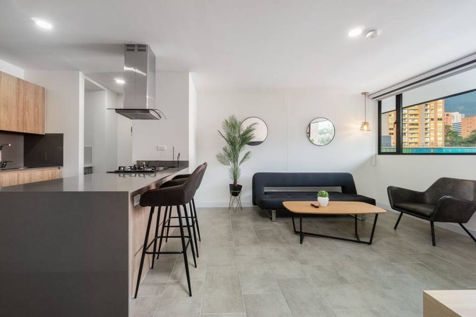 Go Living & Suites - 402 - Medellin