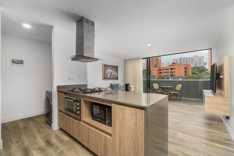 Go Living & Suites - 506