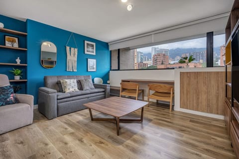 Go Living & Suites - 606