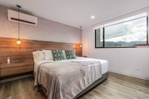 Go Living & Suites - 708