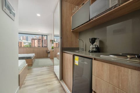 Go Living & Suites - 908