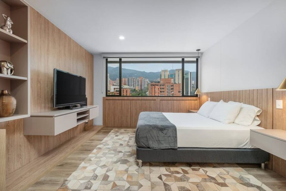 Go Living & Suites - 1013 - Medellin