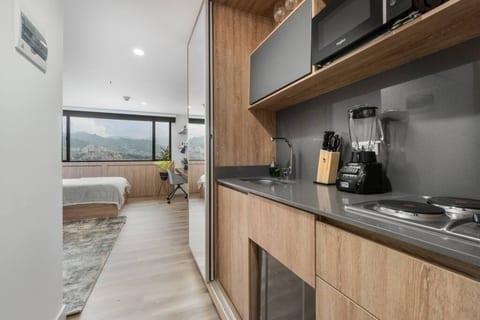 Go Living & Suites - 1015