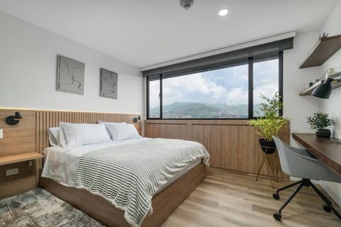 Go Living & Suites - 1015