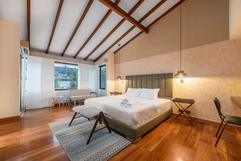 Casa Terracina · Amazing 5BR Mansion with private Pool