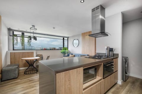 Go Living & Suites - 601