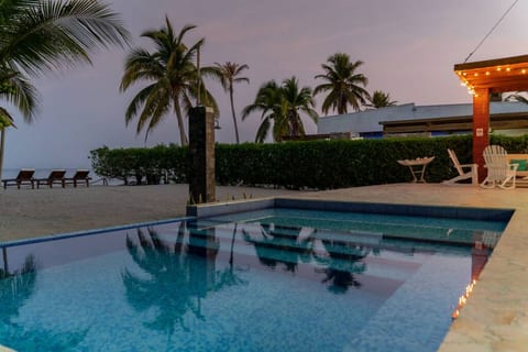 Luxury Villa private beach Tolu