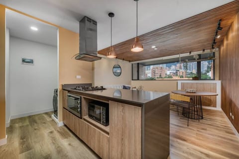 Go Living & Suites - 806