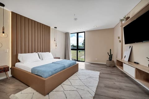 Olive Country Living - 301