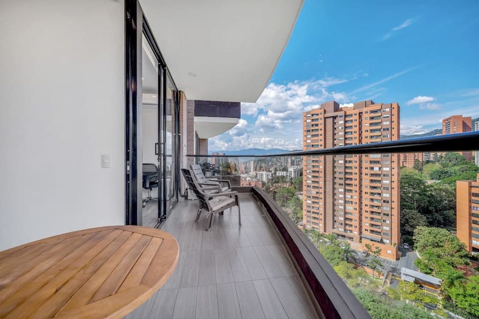 Class Suites - 1404 - Medellin