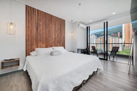 Class Suites - 1404