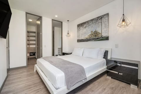 Class Suites - 1204