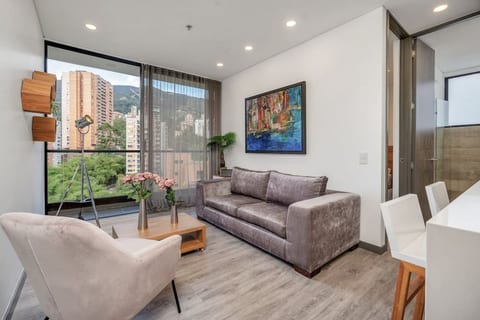 Class Suites - 1204