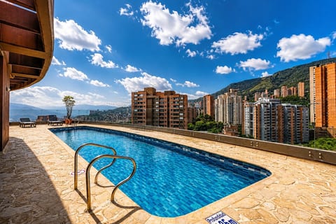 Class Suites - 1204