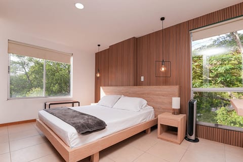 CYAN 803 - 2BR