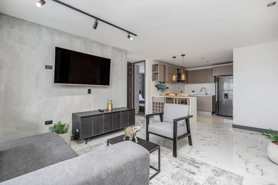 Housy Laureles - 501 - Medellin