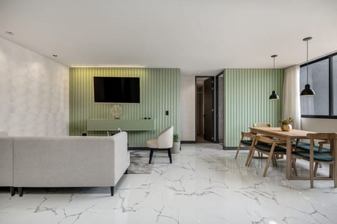 Housy Laureles - 502