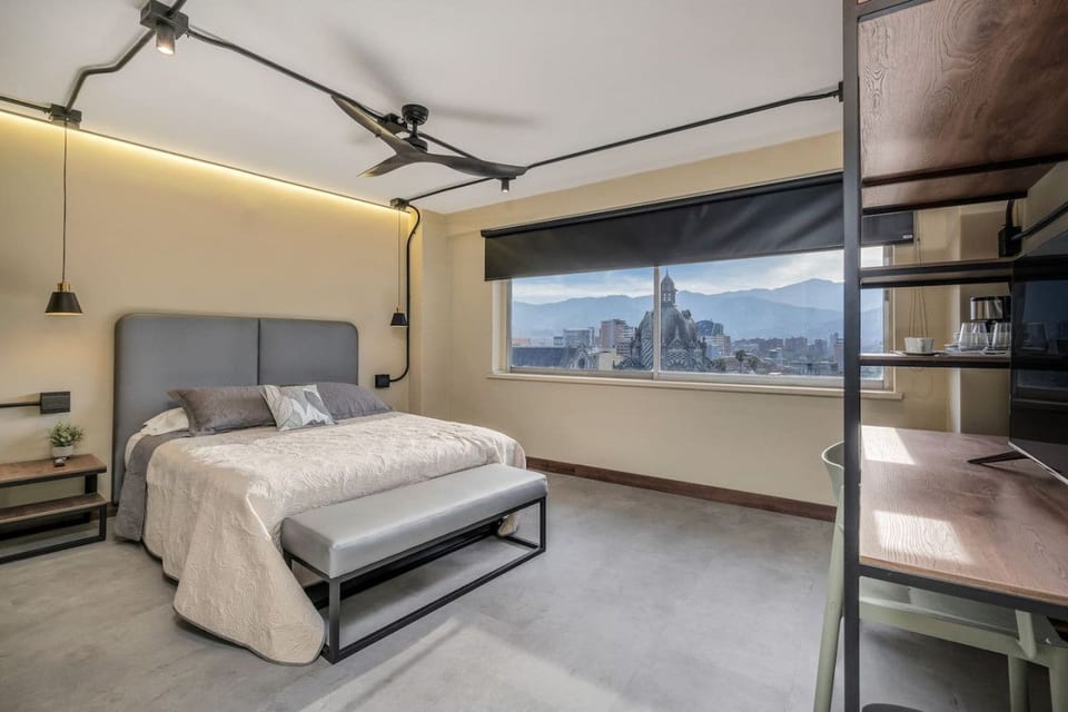 Nutibara Express - 832 - Medellin
