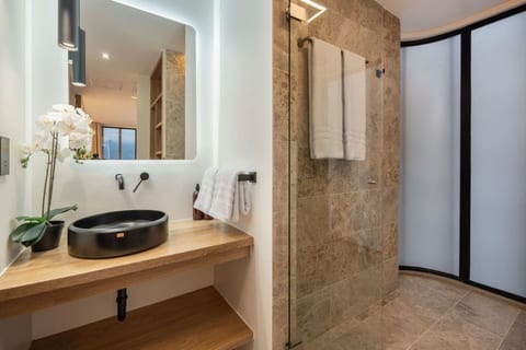 LIN Hotel Junior Suite 503