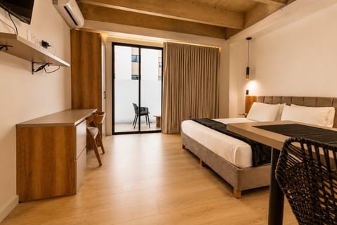 apartment loft in laureles, medellin digital nomads-21