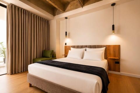 apartment loft in laureles, medellin digital nomads-18