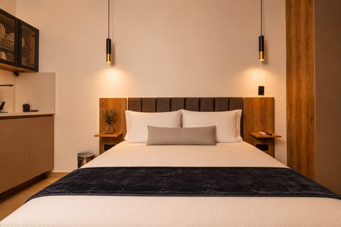 apartment loft in laureles, medellin digital nomads-4