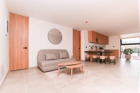 Metropolitan Living 3BR - 1