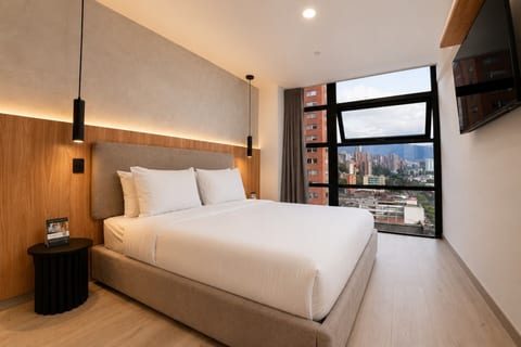 3 bedroom apartment in el poblado medellin-12