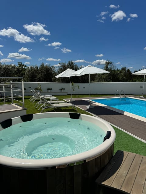 House with sauna and Jacuzzi for vacation image 3